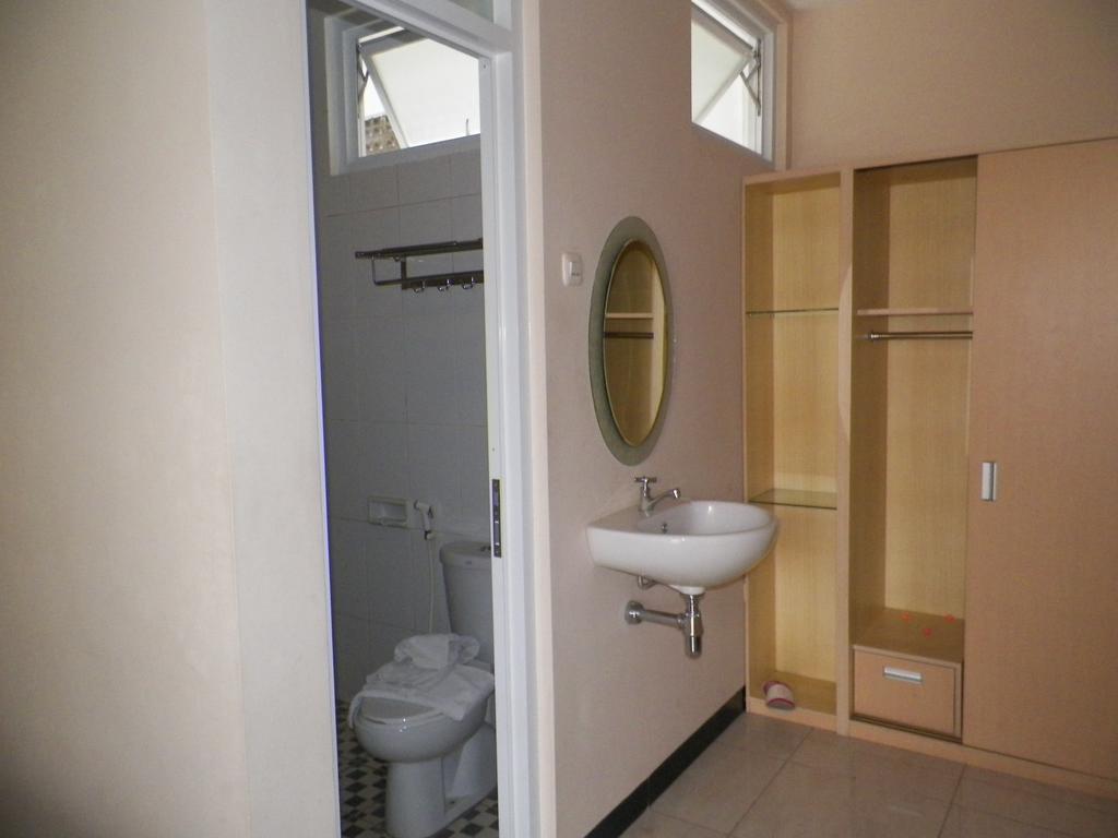 Ceria Boutique Hotel Maguwo Екстериор снимка