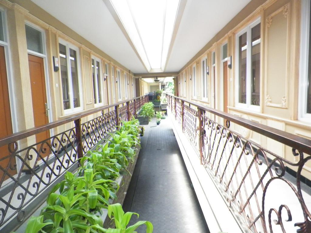 Ceria Boutique Hotel Maguwo Екстериор снимка