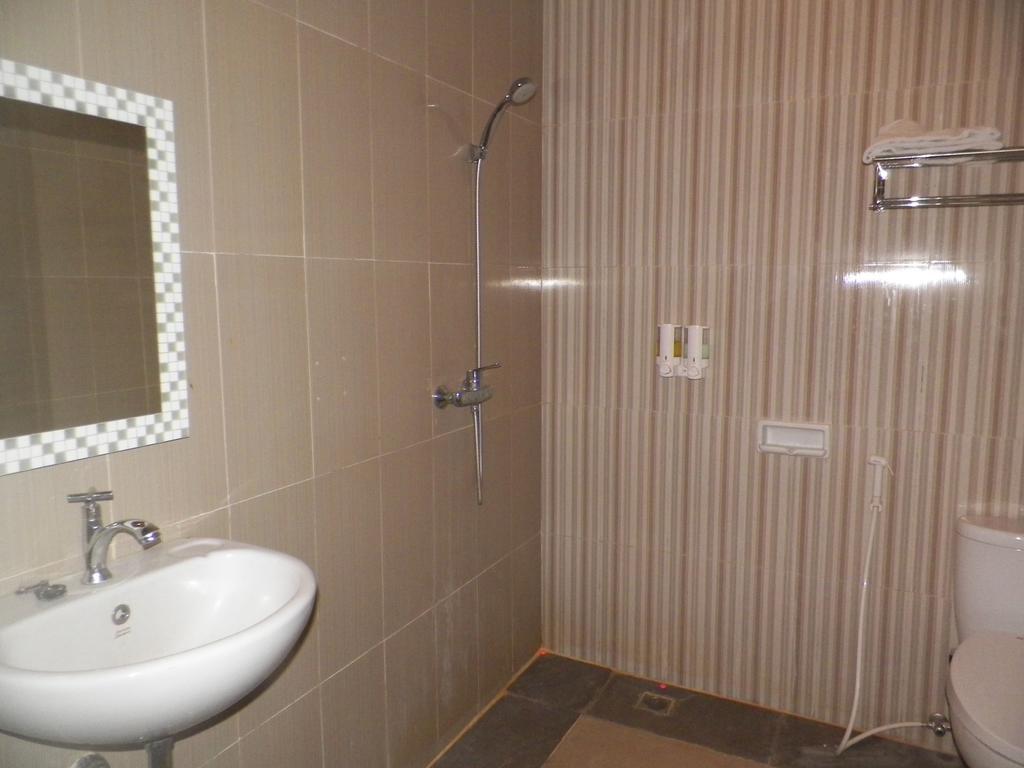 Ceria Boutique Hotel Maguwo Екстериор снимка