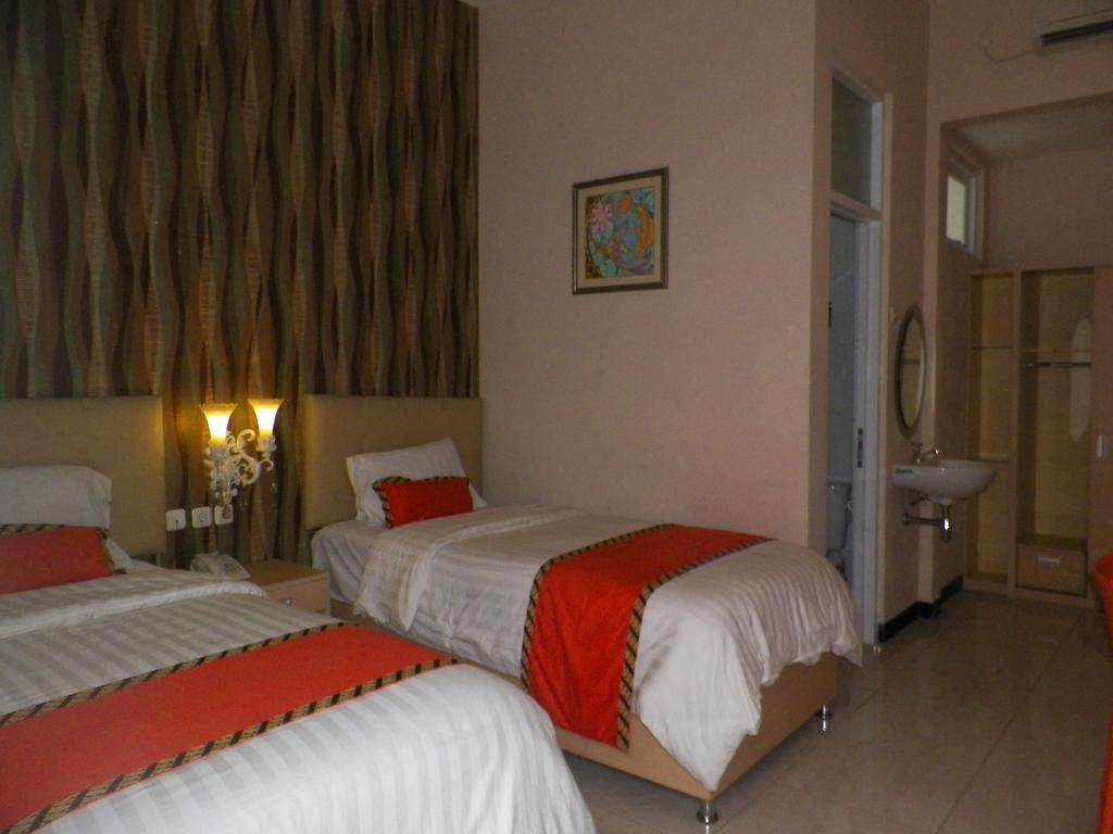 Ceria Boutique Hotel Maguwo Екстериор снимка