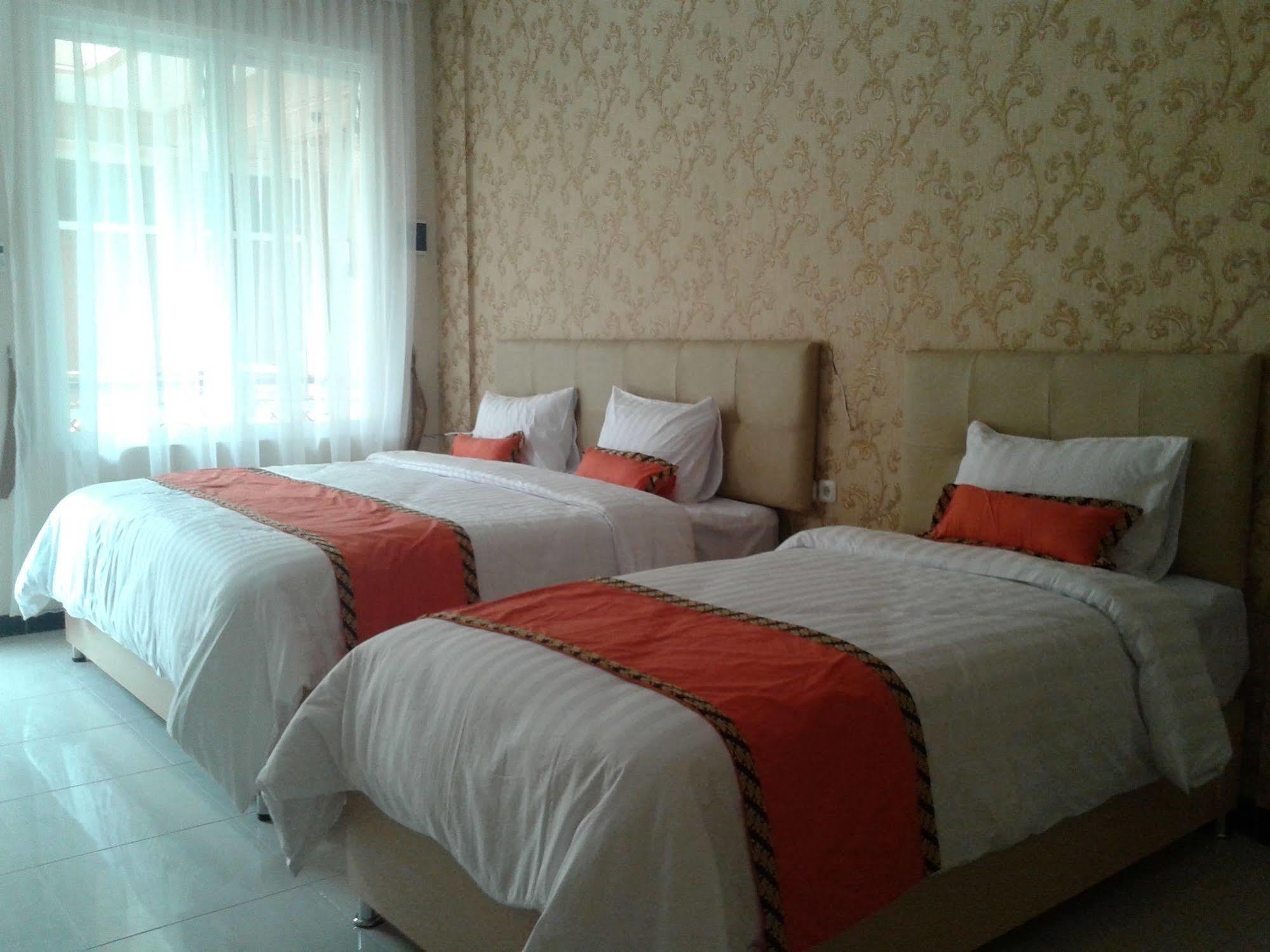 Ceria Boutique Hotel Maguwo Екстериор снимка