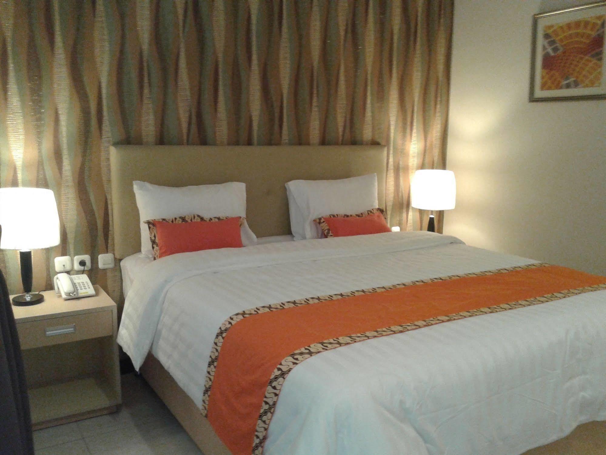 Ceria Boutique Hotel Maguwo Екстериор снимка