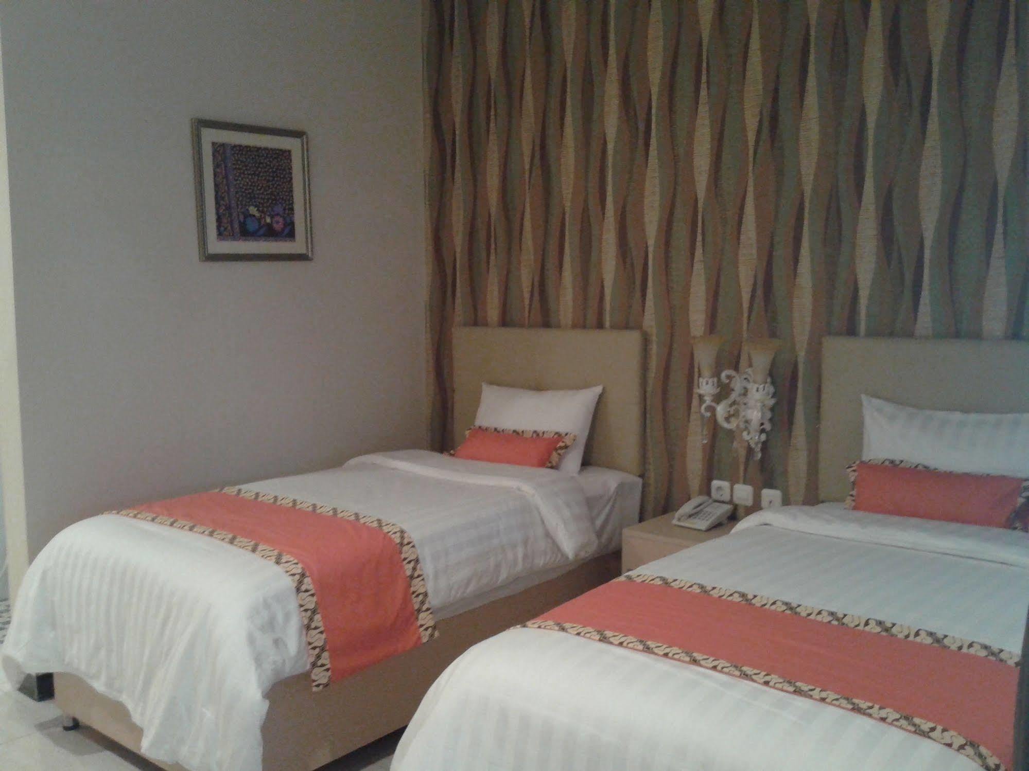 Ceria Boutique Hotel Maguwo Екстериор снимка