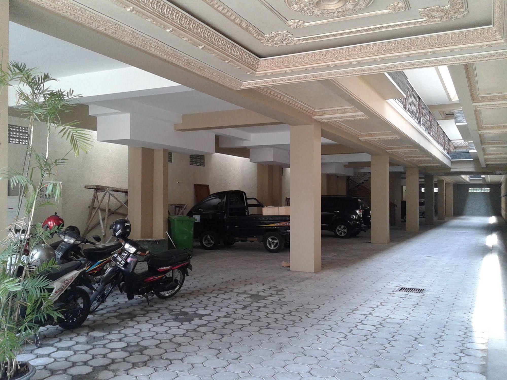 Ceria Boutique Hotel Maguwo Екстериор снимка